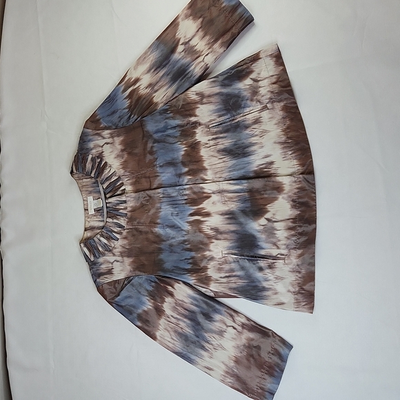 Chico's Cropped Taffeta jacket.  Size 0 (2-4) - Picture 1 of 10